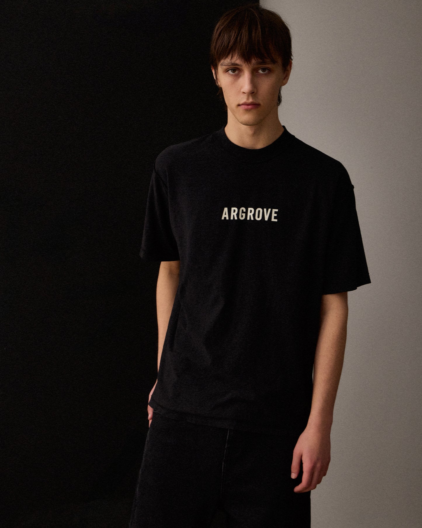 ARGROVE REVERSE T-SHIRT - COAL